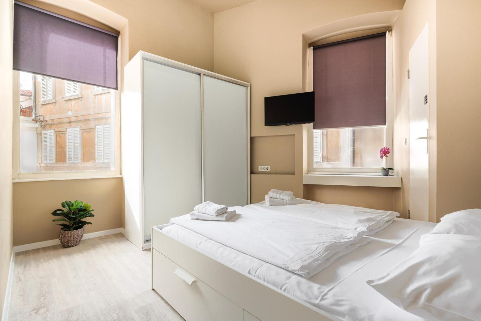 Design Hostel One Split Ngoại thất bức ảnh